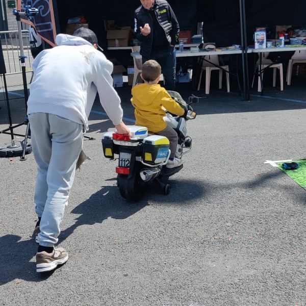Enfant_dos